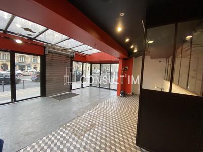 Local commercial - 198 m²