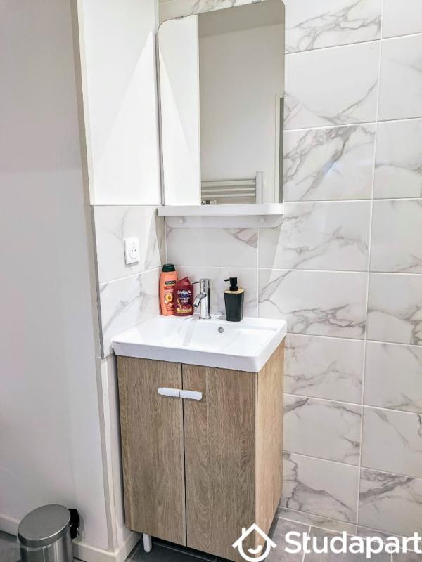 Chambre - 16 m² - 1 pièce