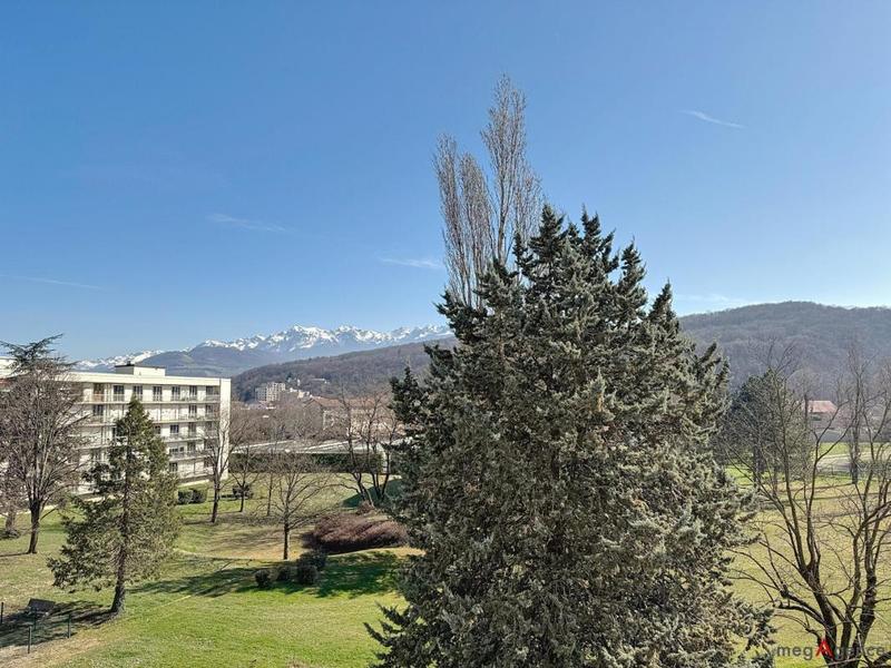 Appartement - 84 m² - 4 pièces