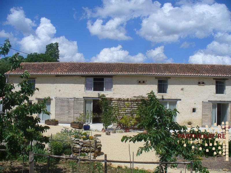 Maison - 149 m² - 5 pièces