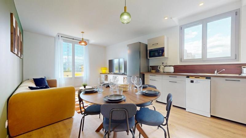 Appartement - 96 m² - 6 pièces