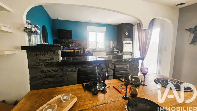 Maison - 110 m² - 5 pièces