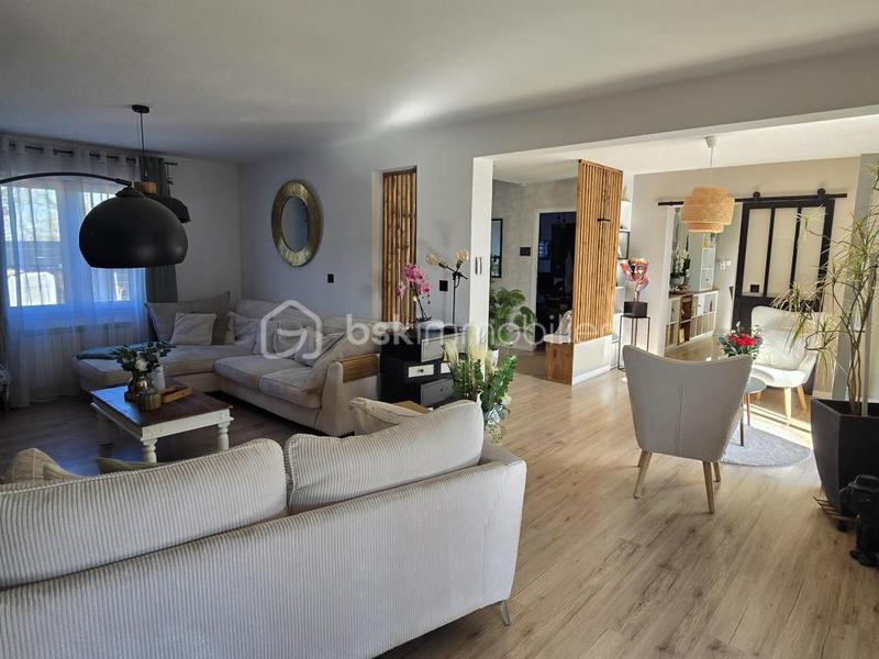 Pavillon - 155 m² - 6 pièces