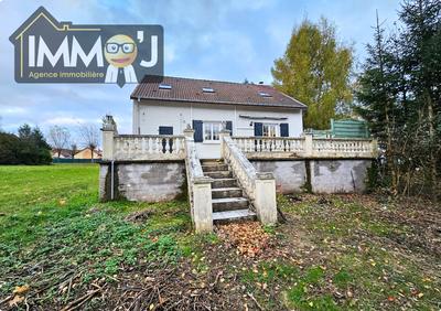 Maison - 108 m² - 7 pièces