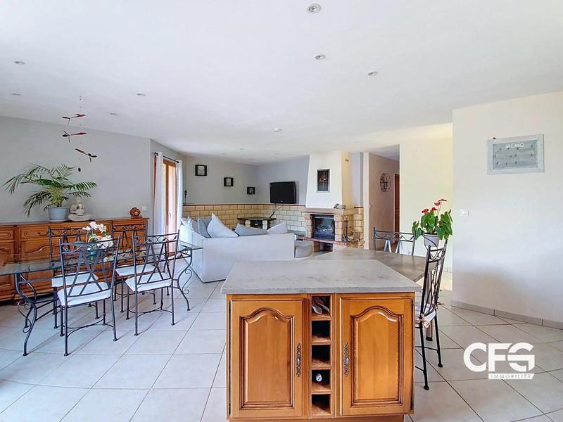 Maison - 145 m² - 7 pièces