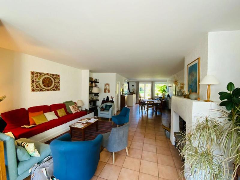 Maison - 200 m² - 5 pièces