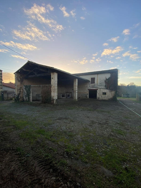 Ferme - 170 m² - 2 pièces