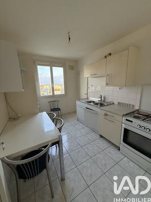 Appartement - 76 m² - 4 pièces