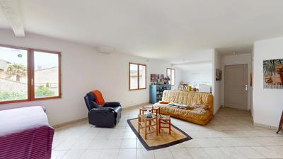 Maison - 310 m² - 9 pièces