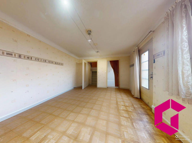 Maison - 102 m² - 4 pièces