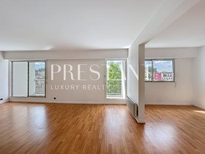 Appartement - 103 m² - 4 pièces