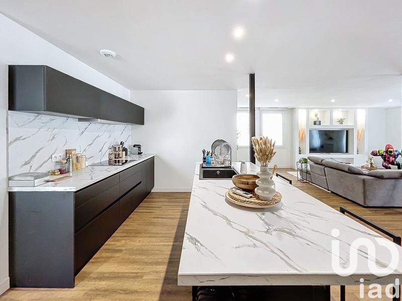 Appartement - 150 m² - 5 pièces