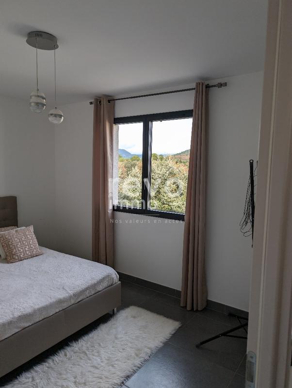 Maison - 152 m² - 7 pièces