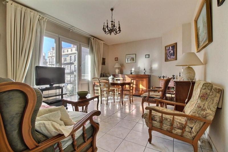 Appartement - 91 m² - 5 pièces