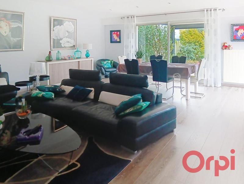 Maison - 163 m² - 5 pièces