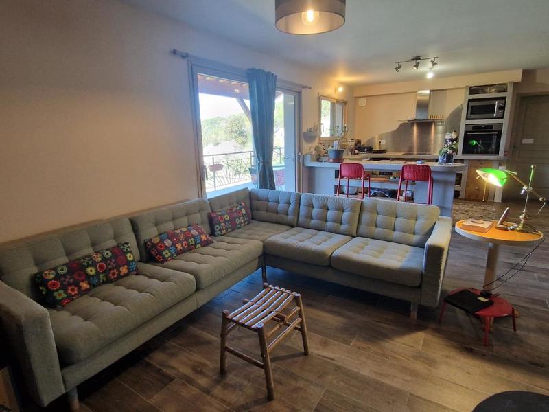 Maison - 217 m² - 6 pièces