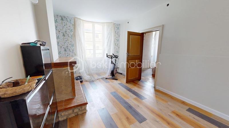 Maison - 268 m² - 11 pièces