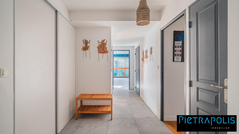 Appartement - 118 m² - 5 pièces