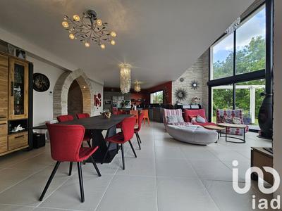 Maison - 176 m² - 6 pièces