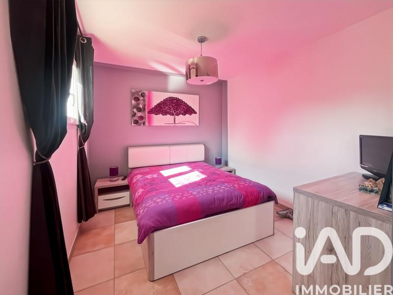 Maison - 228 m² - 10 pièces