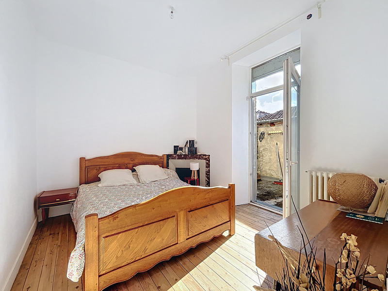 Maison de village - 157 m² - 8 pièces