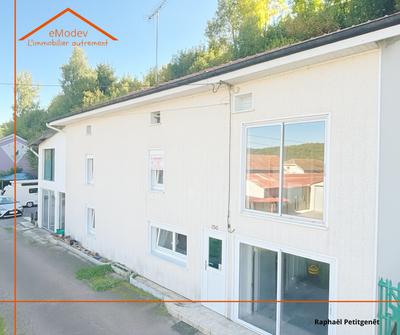 Maison - 99 m² - 6 pièces