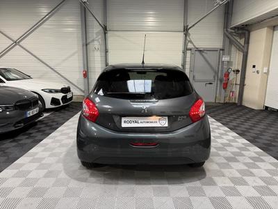 Peugeot 208 1.6 e-HDi Style 5p