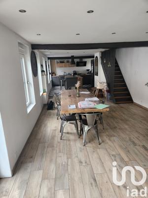 Maison - 150 m² - 8 pièces