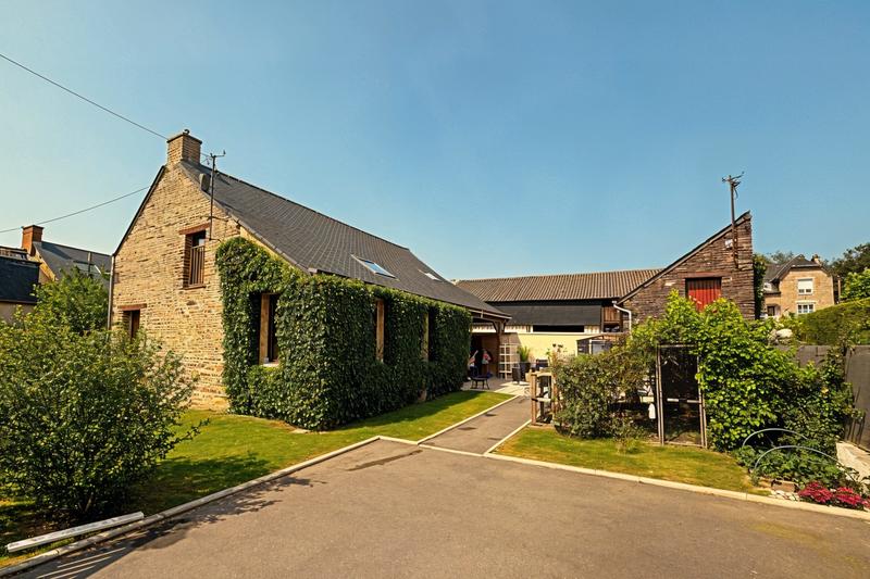 Maison ancienne - 127 m² - 6 pièces