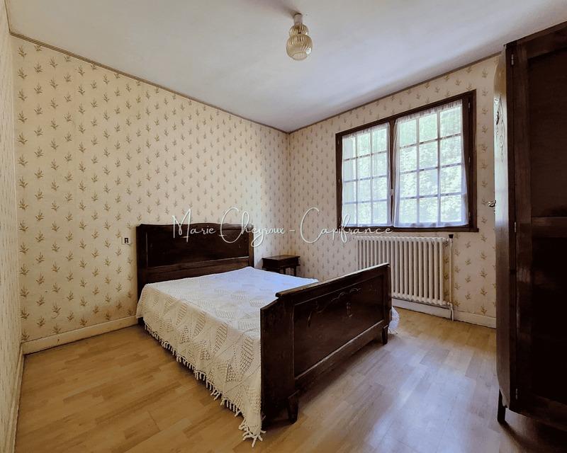 Maison - 137 m² - 5 pièces