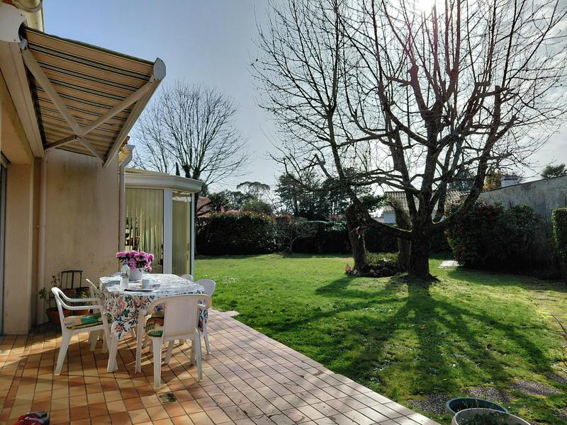 Maison - 99 m² - 5 pièces