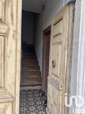 Maison - 422 m² - 8 pièces