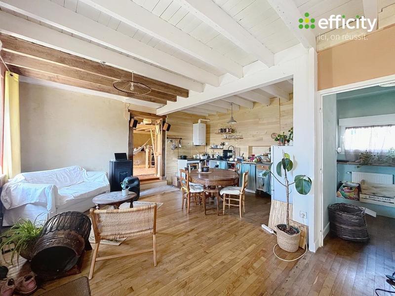 Maison - 95 m² - 4 pièces