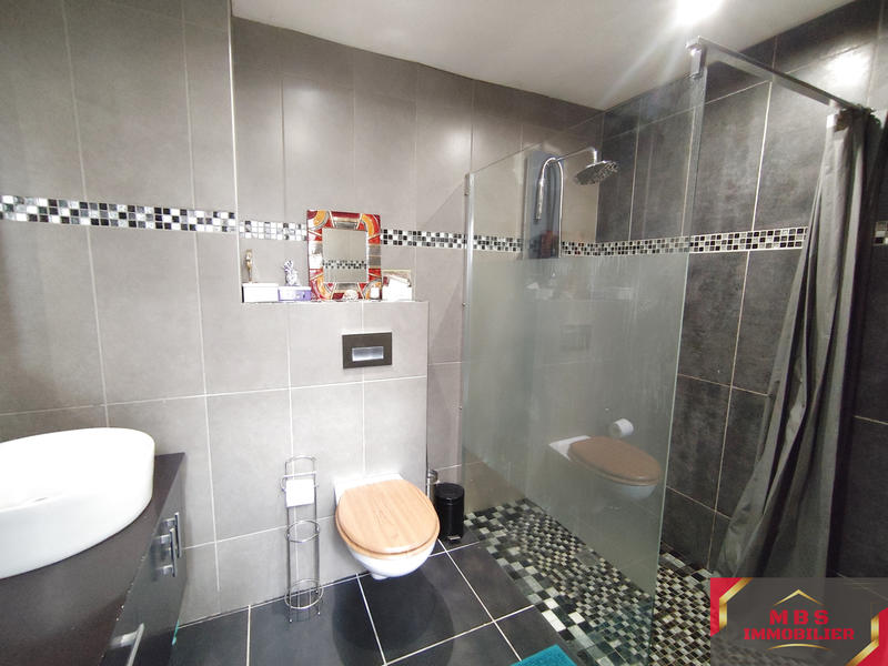 Maison de village - 90 m² - 4 pièces