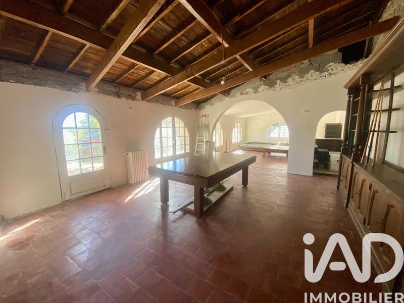 Maison - 332 m² - 7 pièces