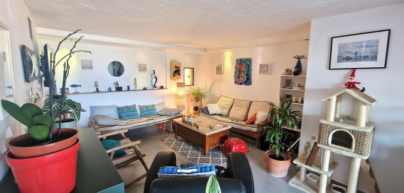 Maison - 110 m² - 6 pièces