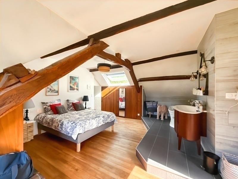 Maison - 196 m² - 7 pièces