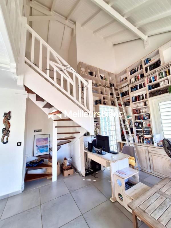 Villa - 163 m² - 6 pièces