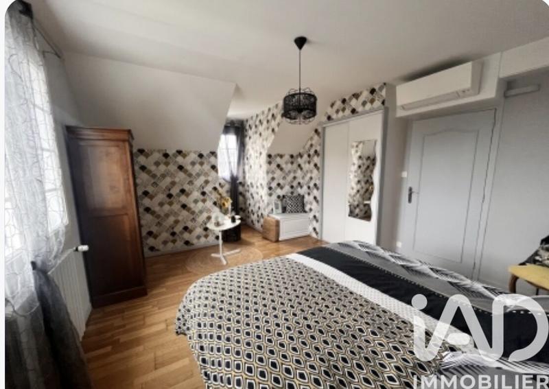 Maison - 170 m² - 7 pièces