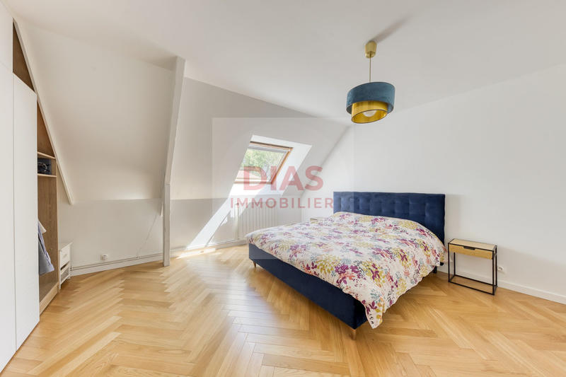 Maison - 157 m² - 1 pièce