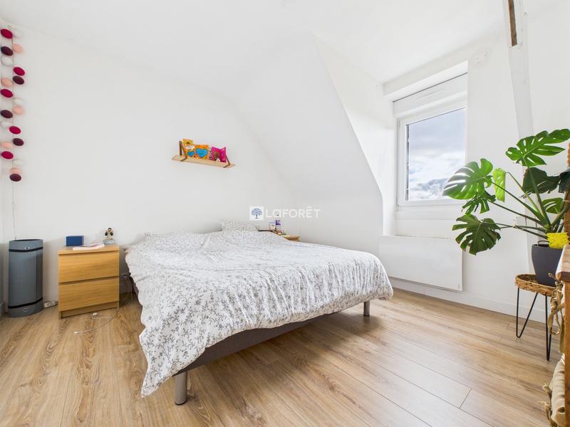 Maison - 111 m² - 4 pièces