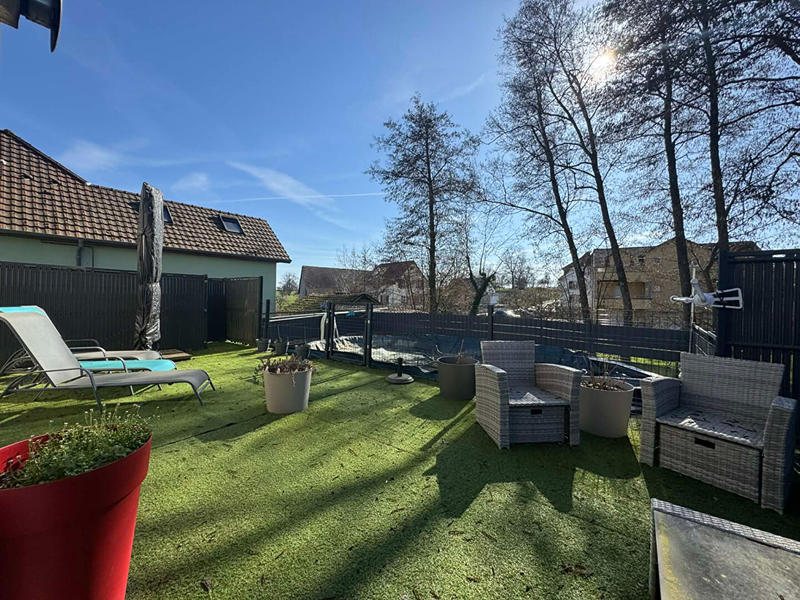 Maison - 99 m² - 5 pièces