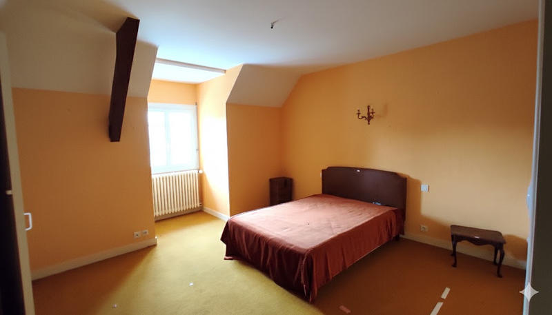 Maison - 222 m² - 6 pièces