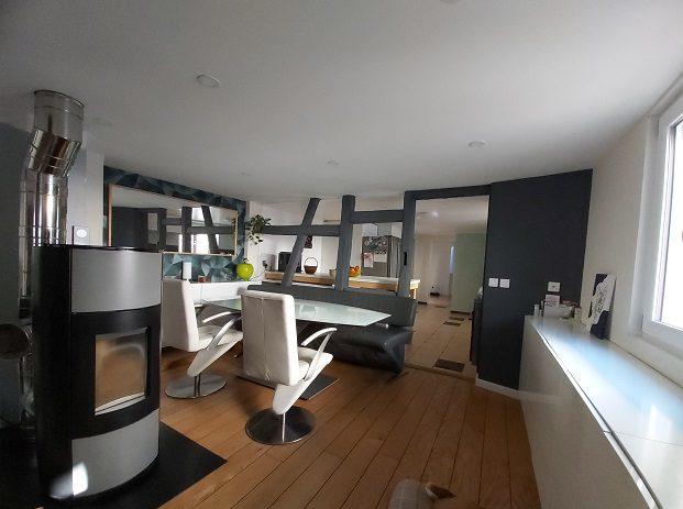 Appartement - 107 m² - 5 pièces