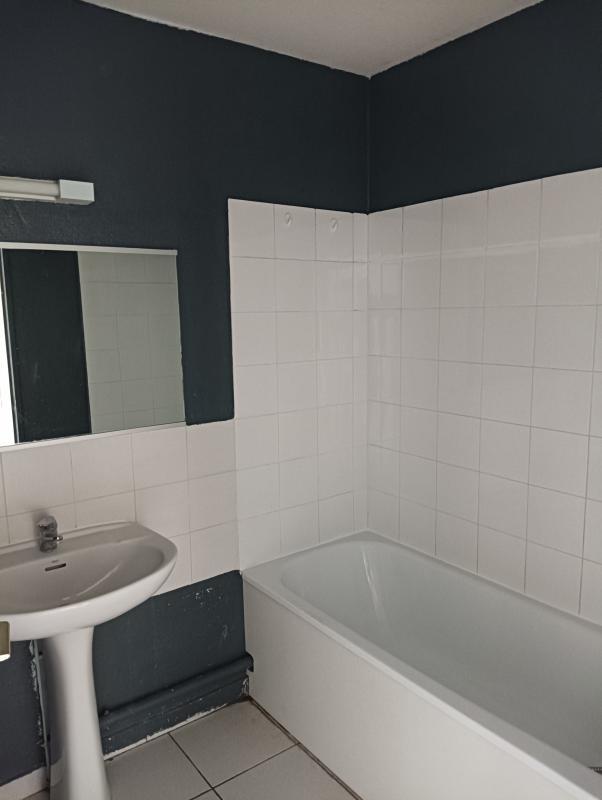 Appartement ancien - 60 m² - 3 pièces