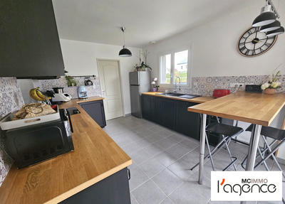 Maison traditionnelle - 94 m² - 5 pièces