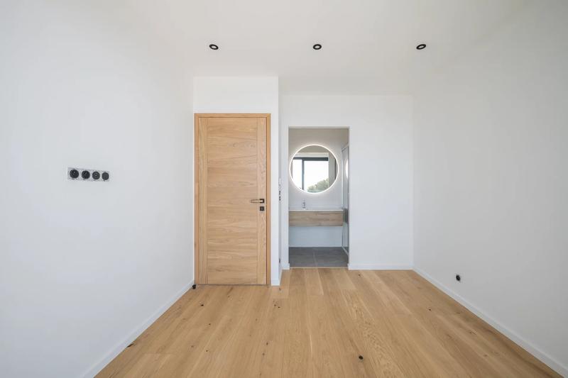 Villa - 350 m² - 8 pièces