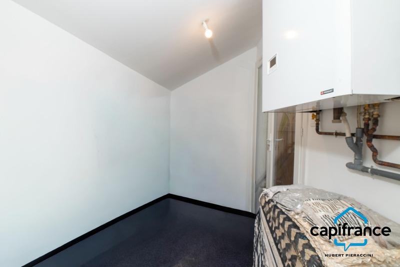 Maison - 103 m² - 6 pièces