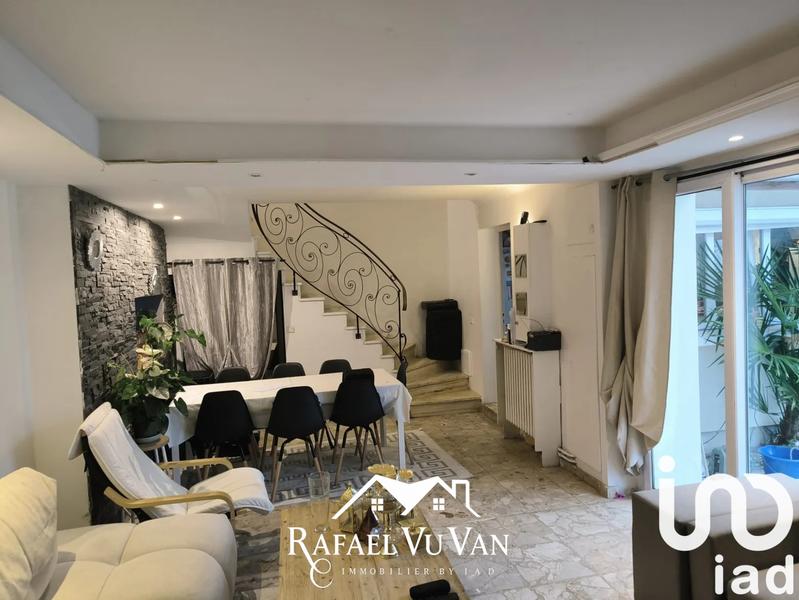 Maison - 117 m² - 5 pièces