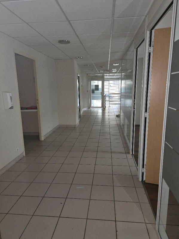 Local commercial - 162 m²